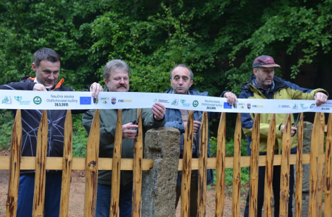 Novou stezku Oldřichovské bučiny lemují interaktivní prvky 